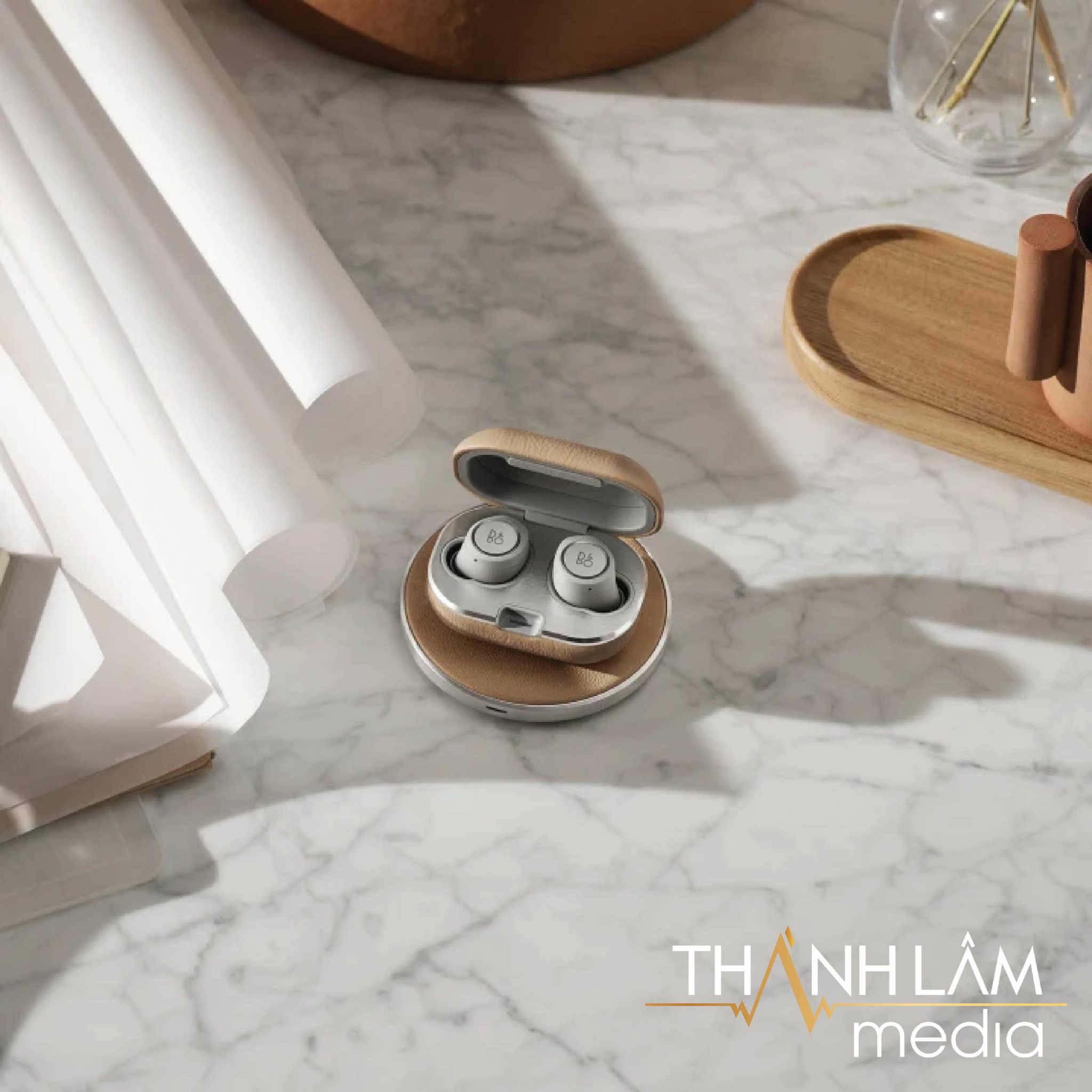 Sự cân bằng và trung tính khiến Beoplay E8 2.0 phù hợp với hầu hết mọi dòng nhạc