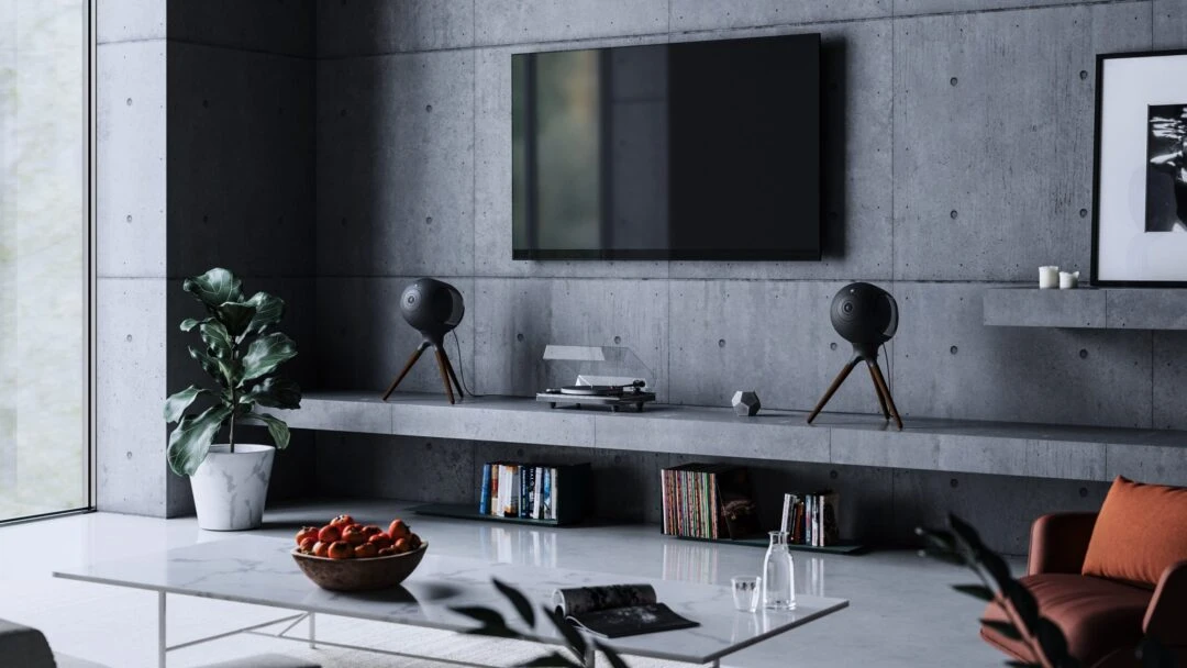 Loa Devialet Phantom I với thiết kế trang nhã chắc chắn sẽ là một món đồ trang trí cực kỳ bắt mắt khi đặt trong phòng khách, đồng thời thể hiện được gu thẩm mỹ tinh tế của người sở hữu.