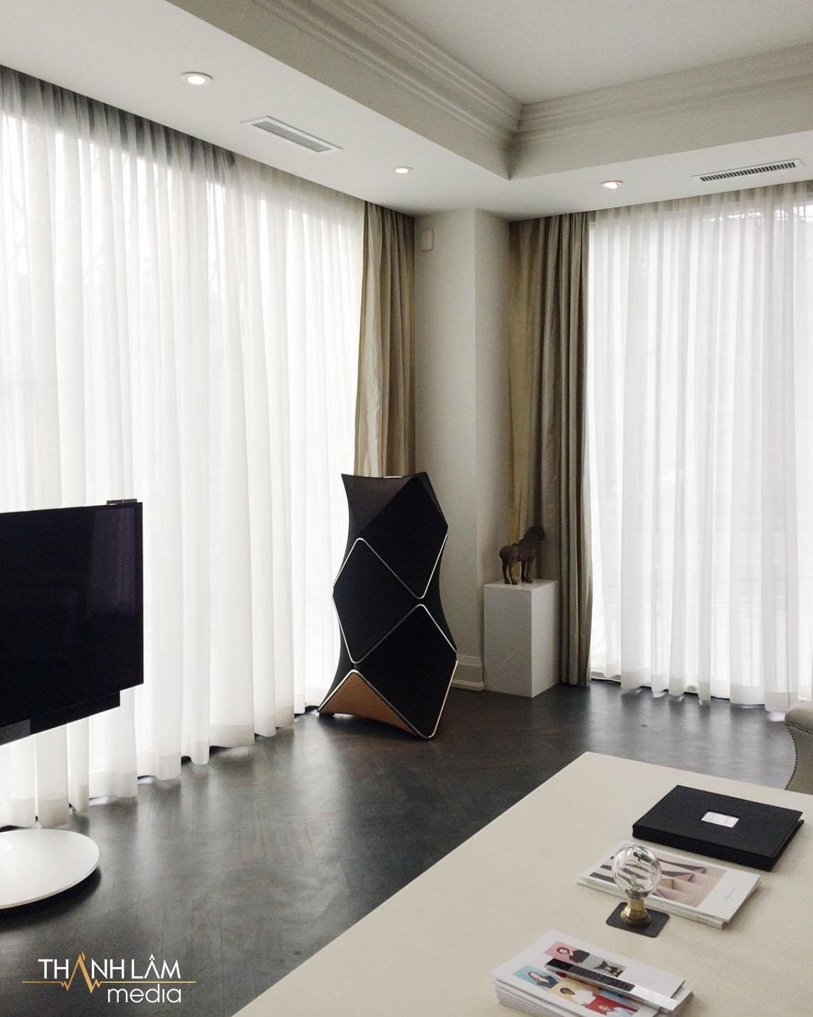 Review loa Bang & Olufsen Beolab 90