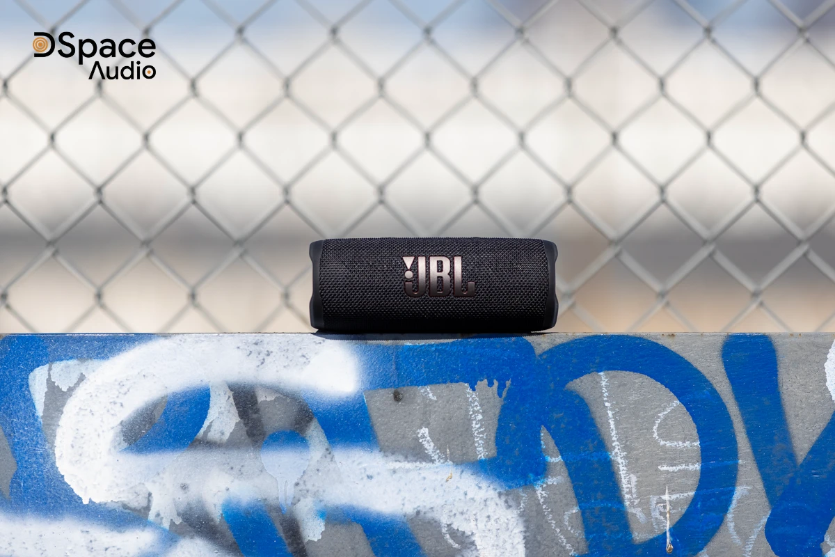 Loa JBL Flip 6 với diện mào mới nổi bật hơn