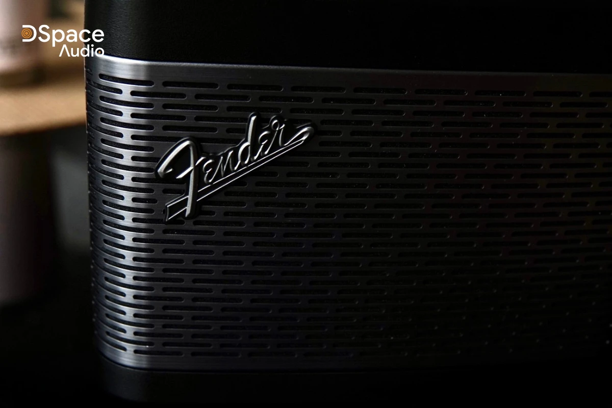 fender newport 2