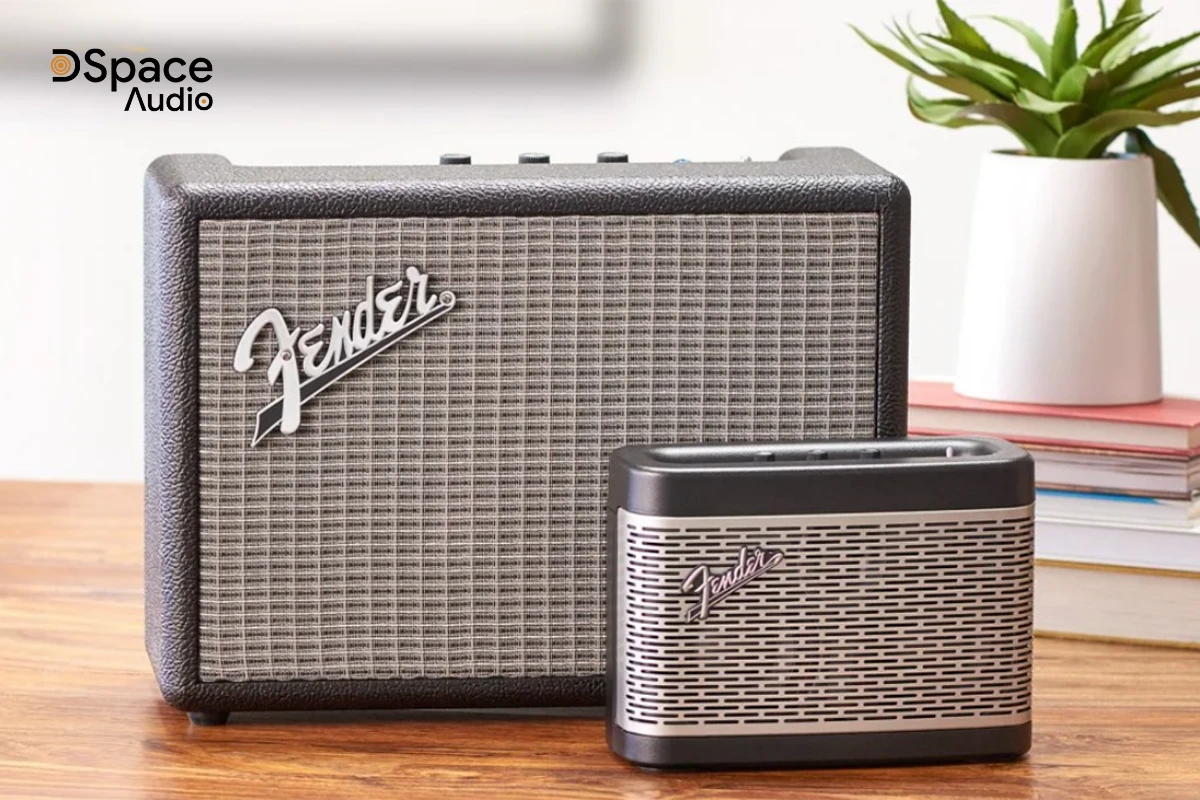 Fender Monterey