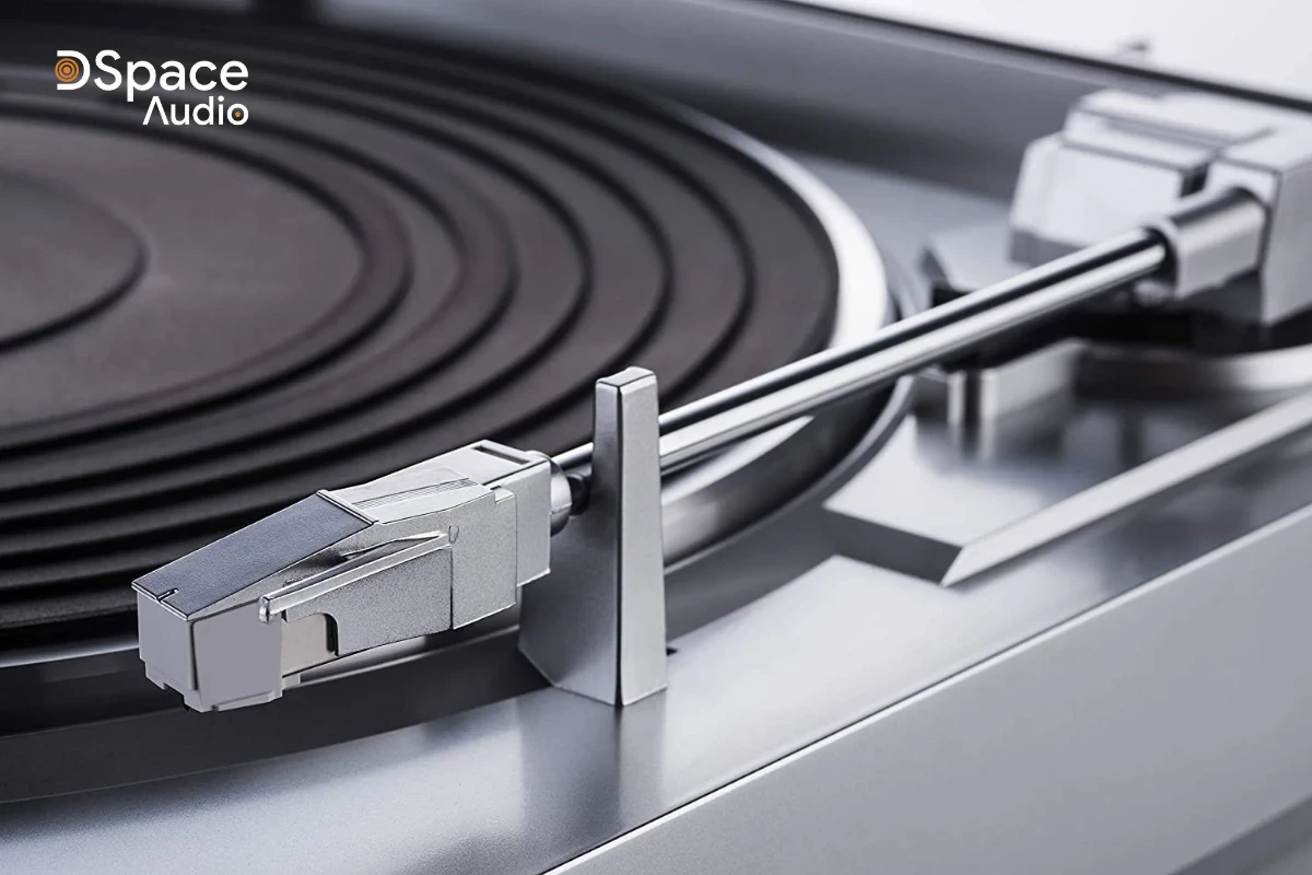 Máy nghe nhạc đĩa than Denon DP-29F