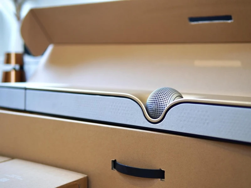 Loa soundbar Devialet Dione Opera de Paris là mẫu loa soundbar Hi-End phiên bản mạ vàng cao cấp của loa soundbar Devialet Dione