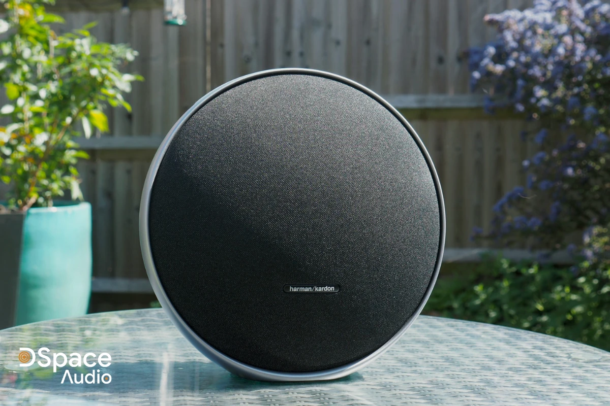 harman kardon onyx 9