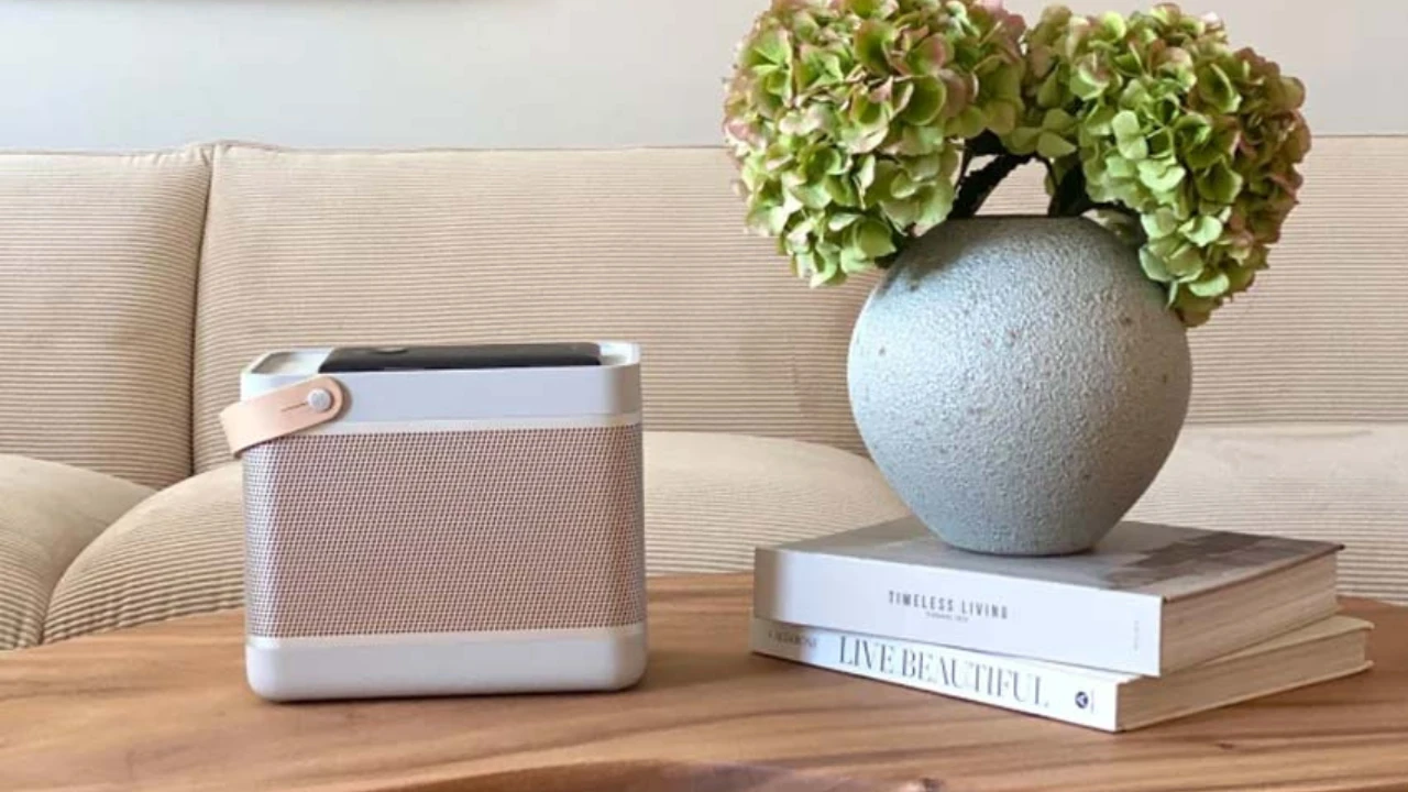 Beolit 20 không chỉ đẹp mắt mà còn gây ấn tượng mạnh với chất âm tuyệt vời